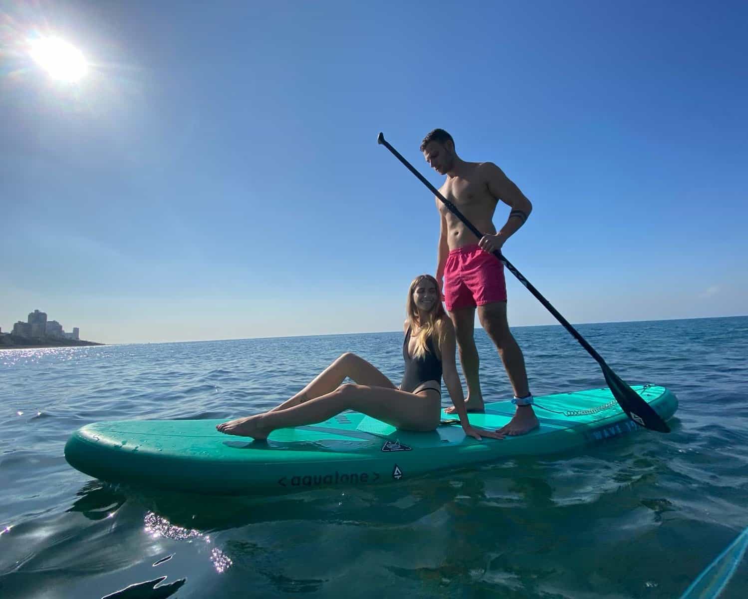 דייט על סאפ בלב ים