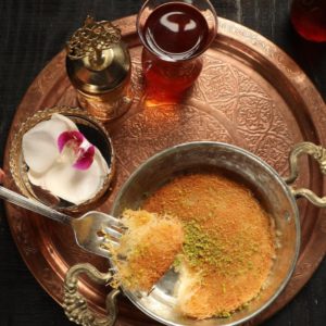קפה אסלי וכנאפה חמה לקינוח קפה אסלי וכנאפה חמה לקינוח