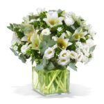 זר פרחים Pure & Simple מבית FLOWERNET זר פרחים Pure & Simple מבית FLOWERNET